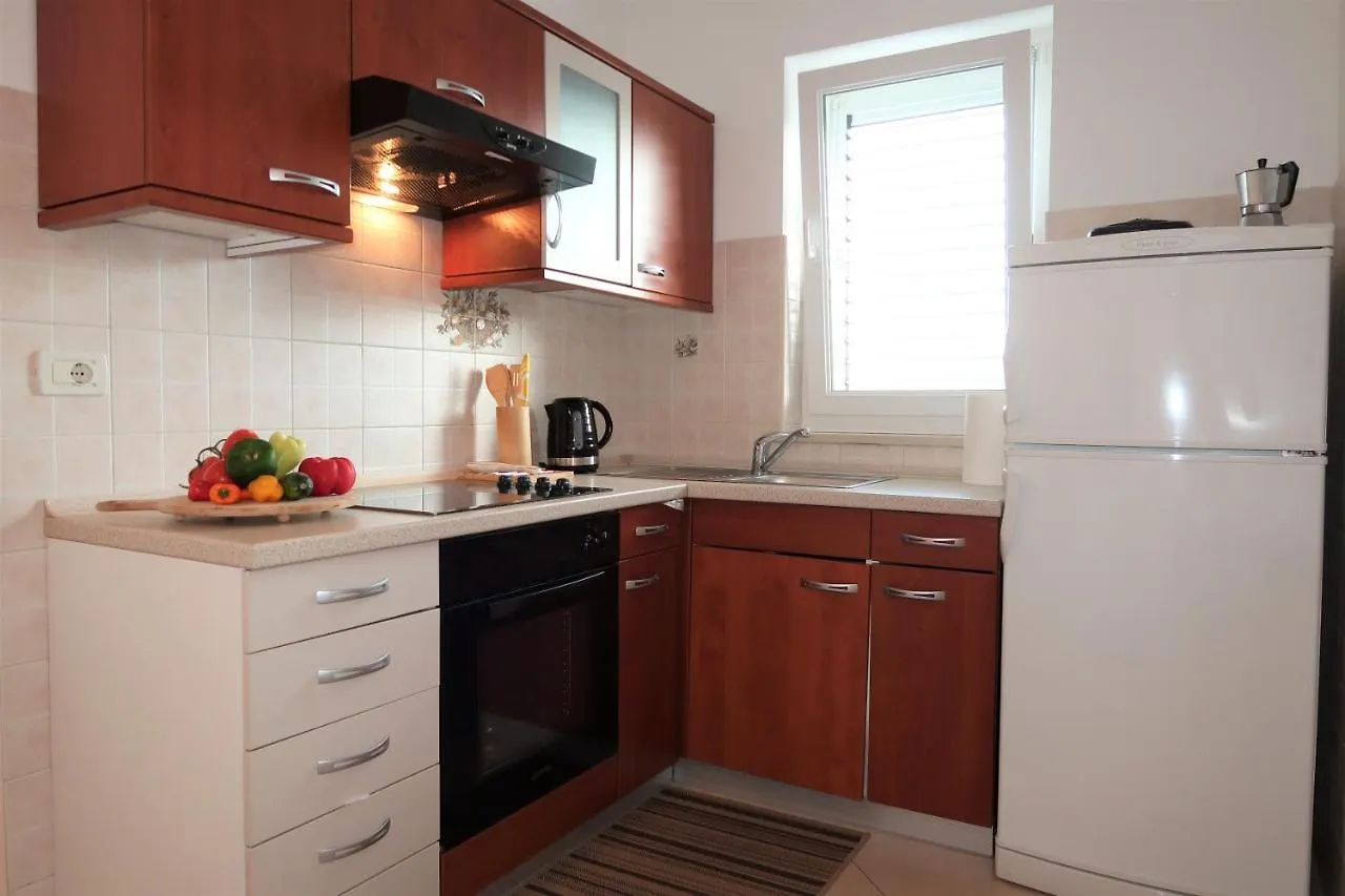 Nikas1 Rabac Apartment