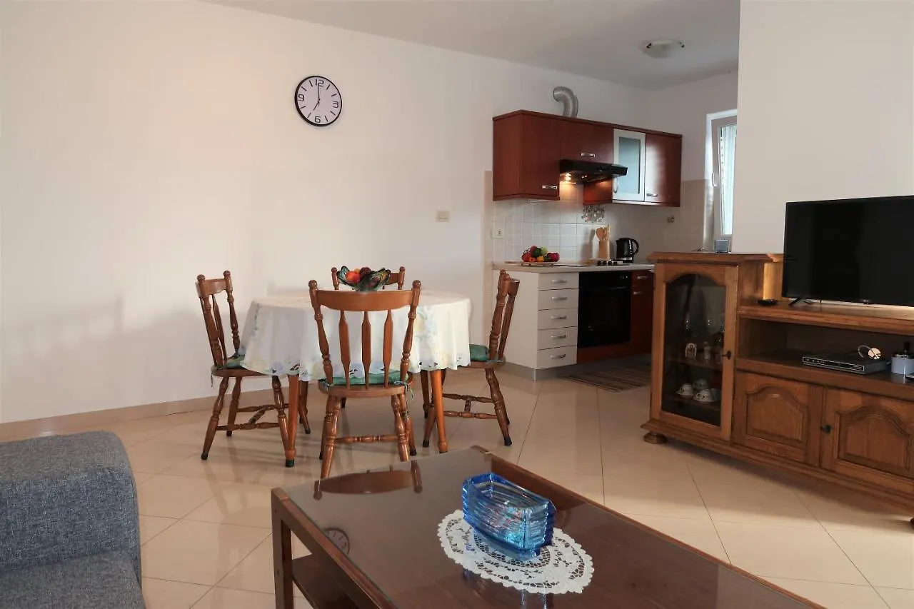 Nikas1 Rabac Apartment