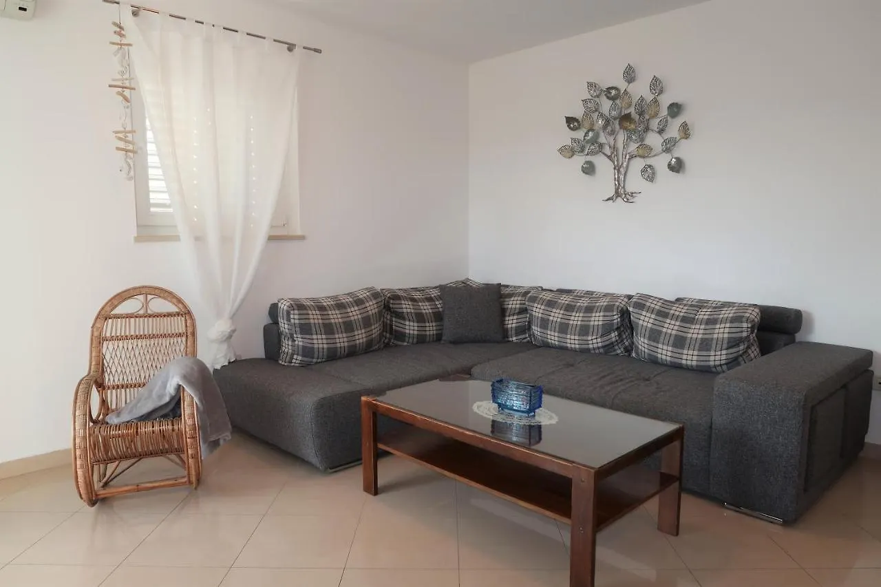 Nikas1 Rabac Apartment 0*,