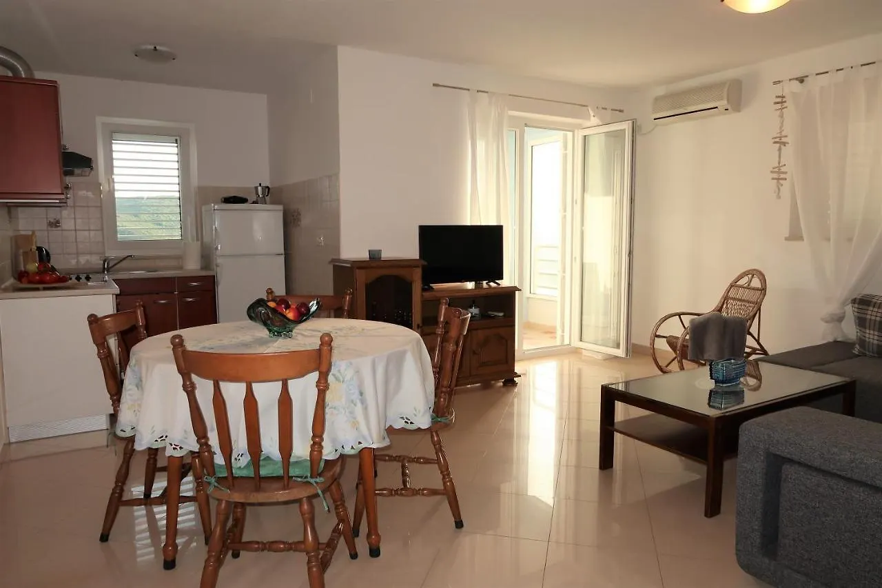Nikas1 Rabac Apartment