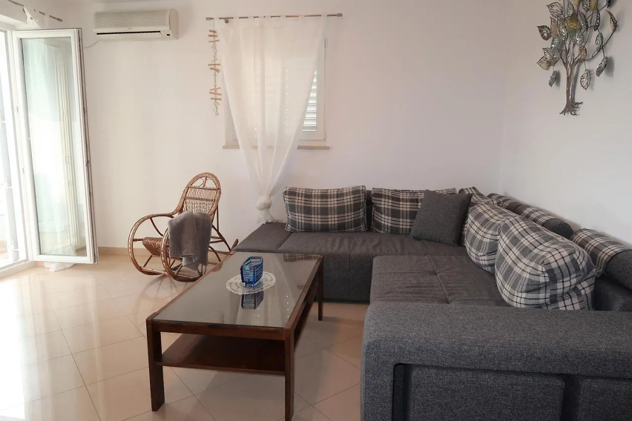 Nikas1 Rabac Apartment